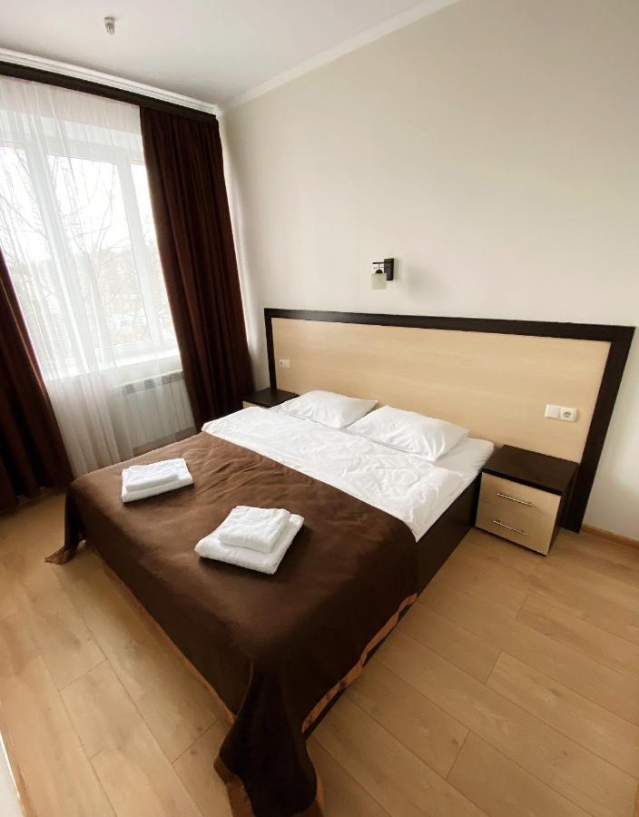 Hotel Koral Çernivtsi Dış mekan fotoğraf