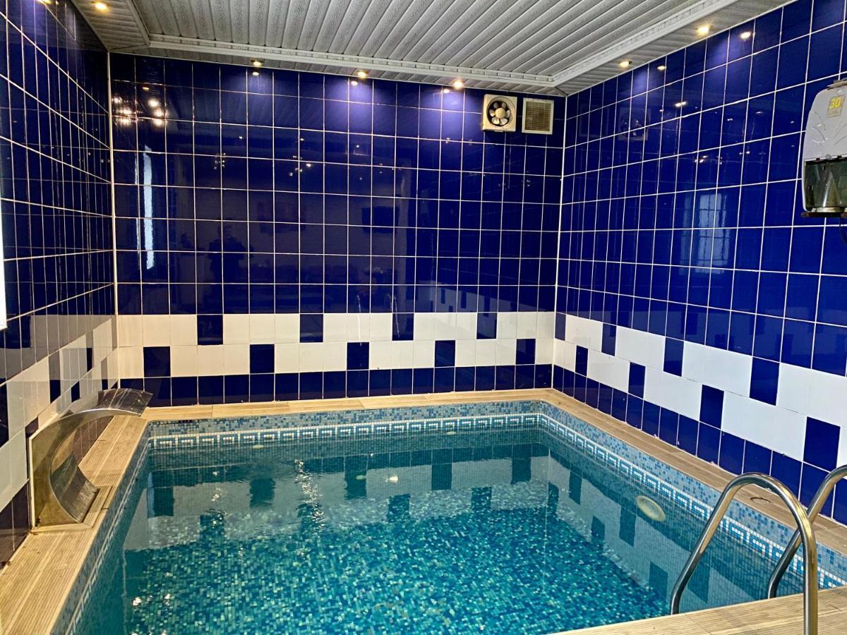 Hotel Koral Çernivtsi Dış mekan fotoğraf