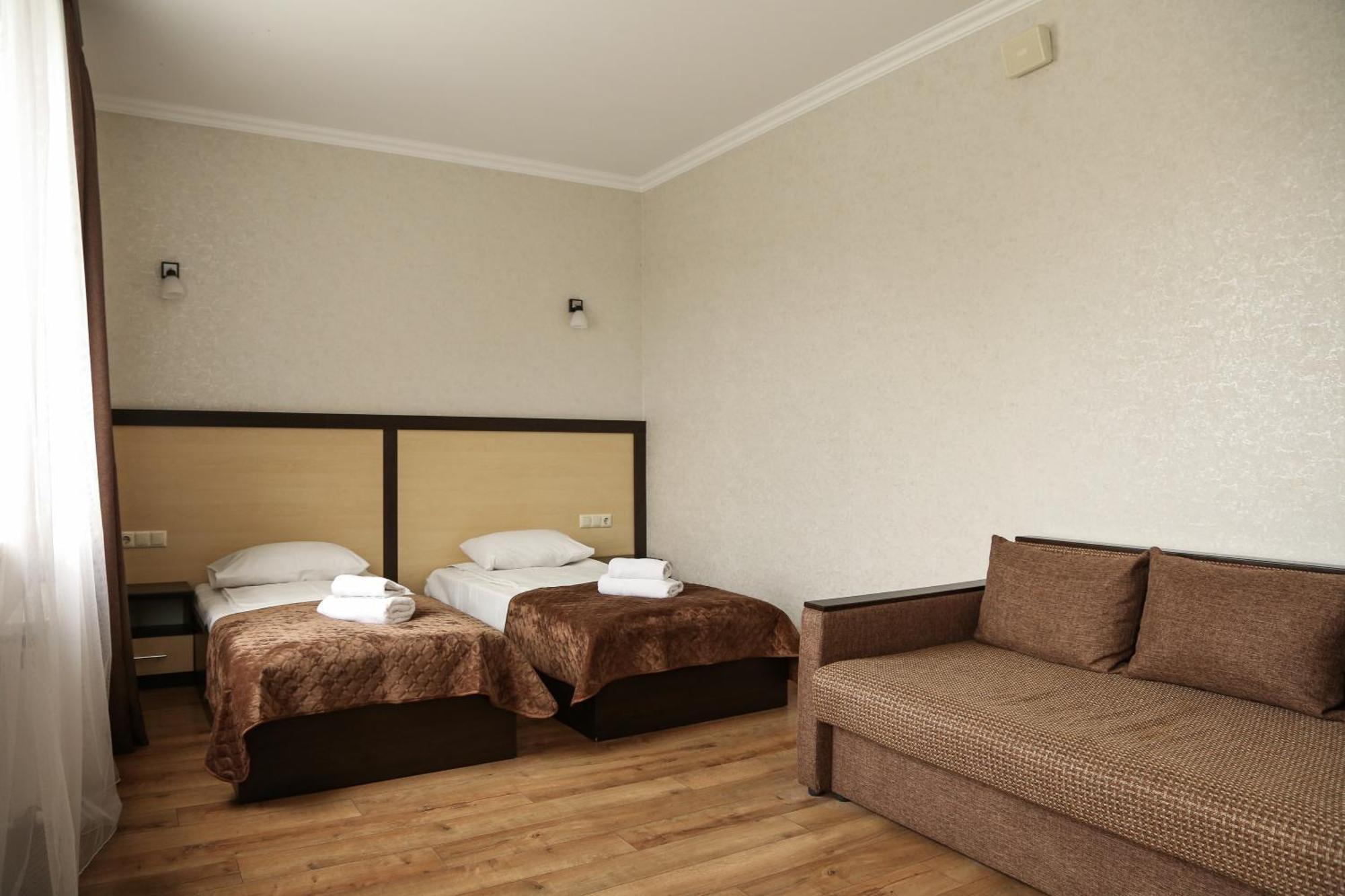 Hotel Koral Çernivtsi Dış mekan fotoğraf