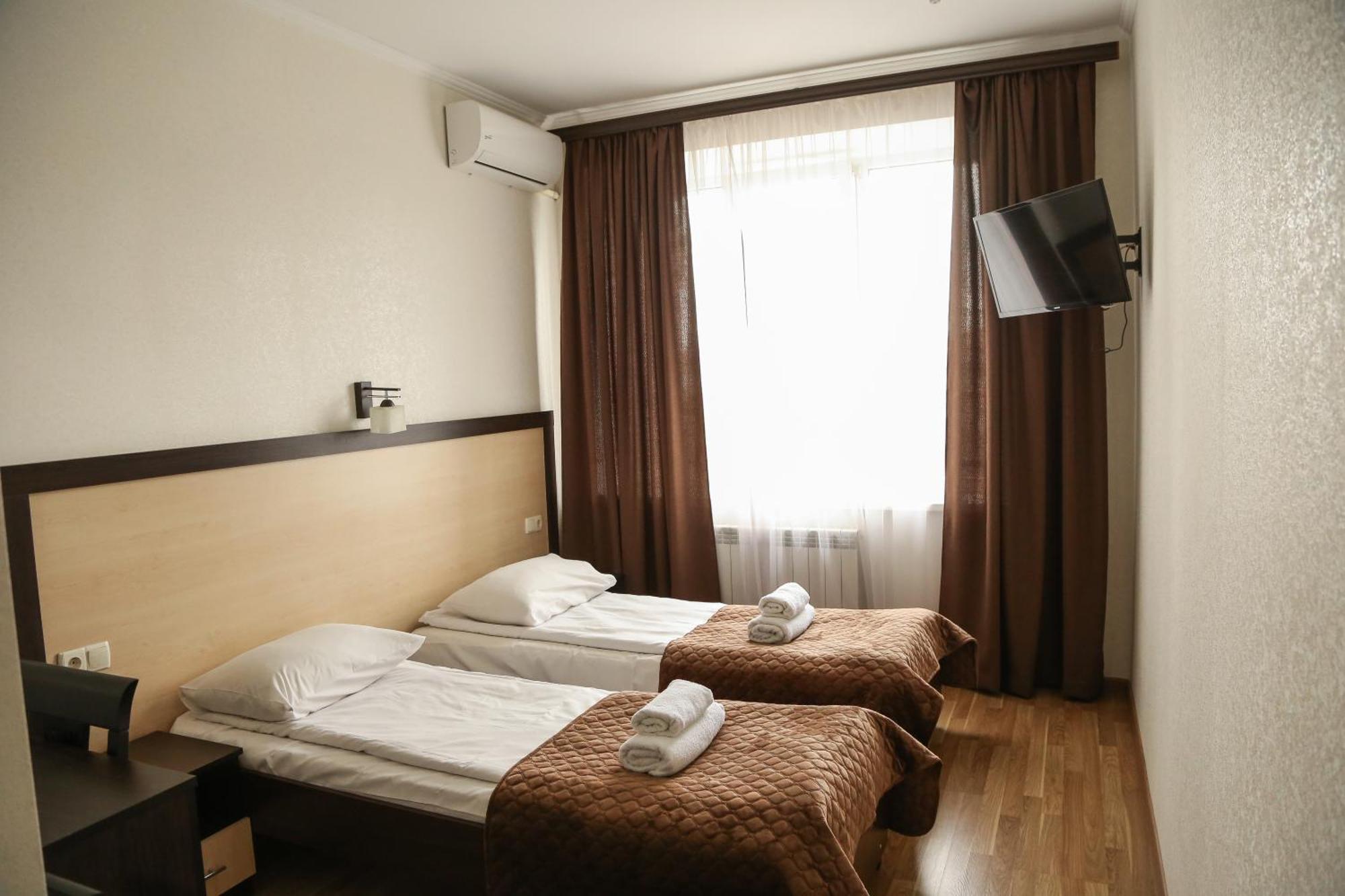 Hotel Koral Çernivtsi Dış mekan fotoğraf